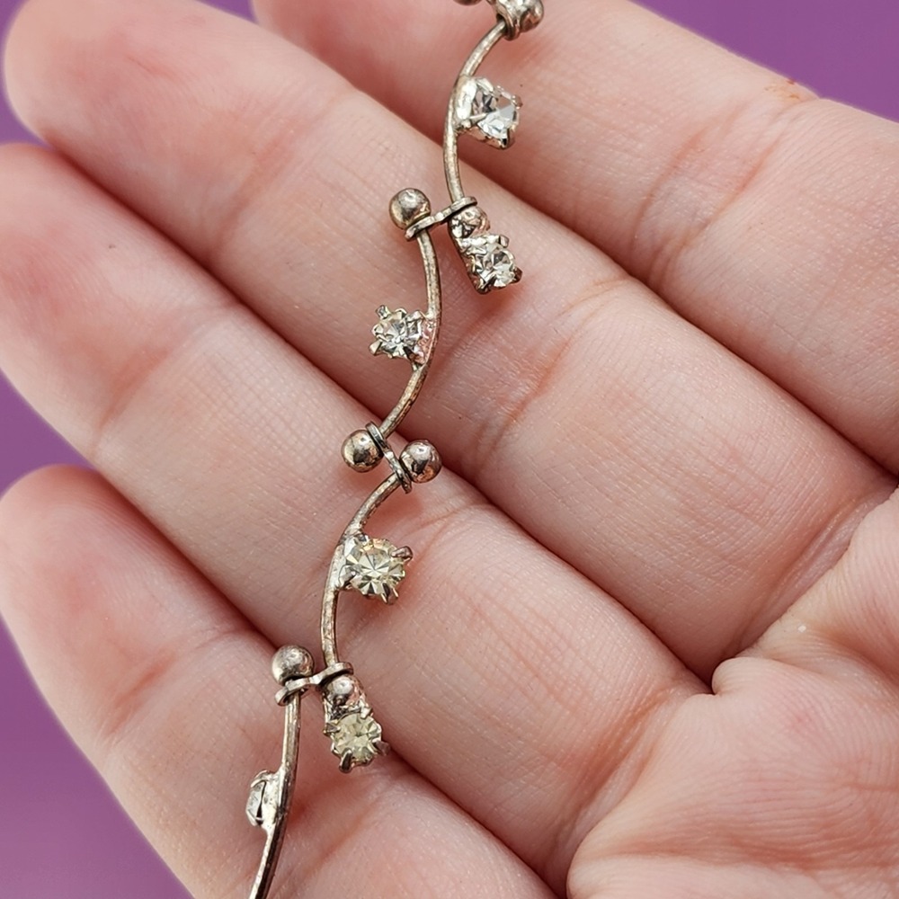 Monet Clear Rhinestone Vine Bracelet Silver Tone Curved Link Vintage Glam Art